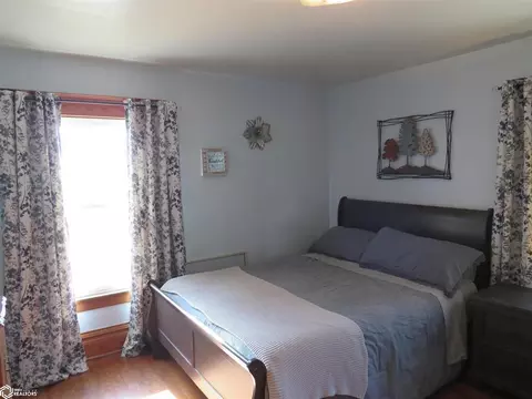 323 2nd St, Hampton, IA 50441 photo 25