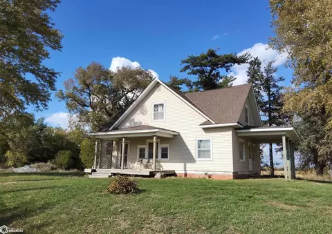 528 Maple Rd, Harlan, IA 51537