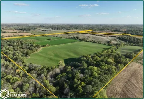 2935 Buchmayer Bnd NE, Iowa City, IA 52240