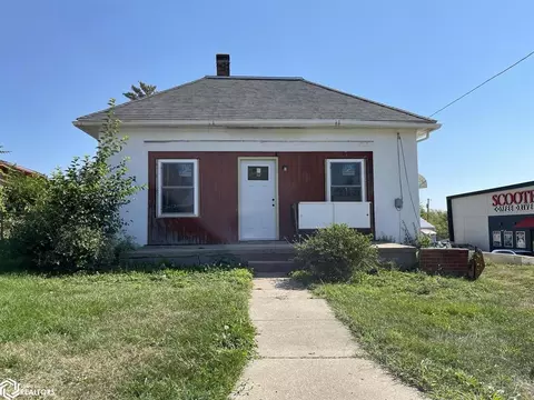 109 N 18th St, Centerville, IA 52544