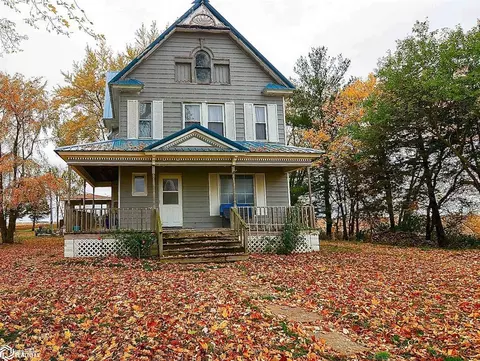 1338 Ironwood Ave, Packwood, IA 52580