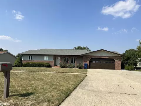 1109 Ridge Rd, Denison, IA 51442