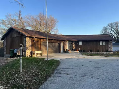 12 River Oaks, Humboldt, IA 50548