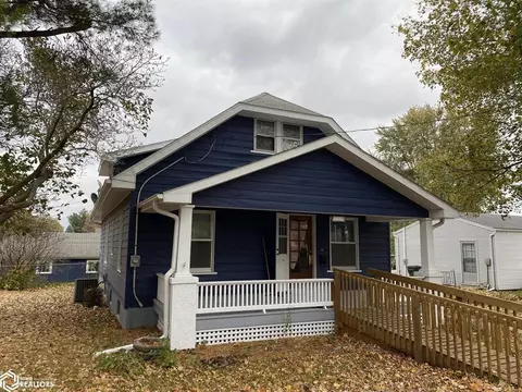 214 N Northfield St, Mediapolis, IA 52637