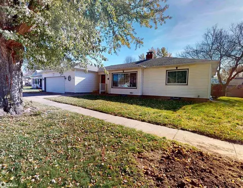 804 Ring St, Mapleton, IA 51034