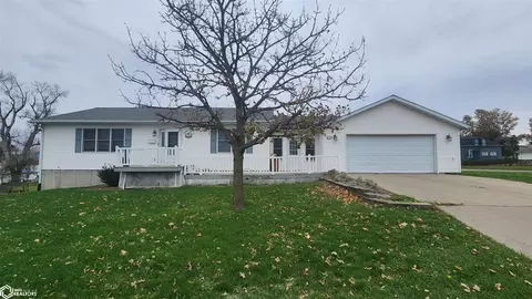 200 N Green St, Toledo, IA 52342