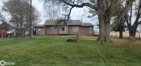 1496 Clover Ave, Creston, IA 50801