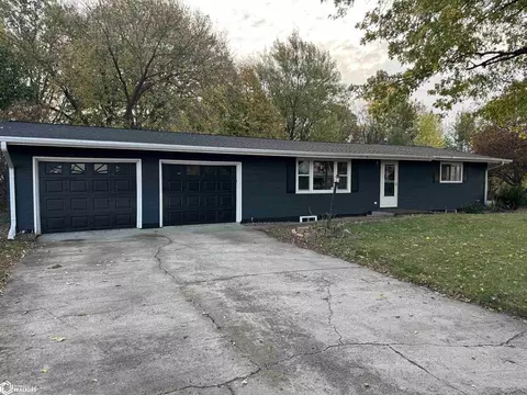 1009 Iowa Ave, College Springs, IA 51637