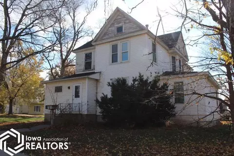 822 1st Ave, Ackley, IA 50601