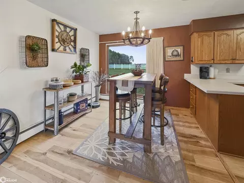 1306 Sunset Dr, Hampton, IA 50441 photo 7