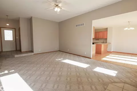 628 T Ave, Nevada, IA 50201 photo 5