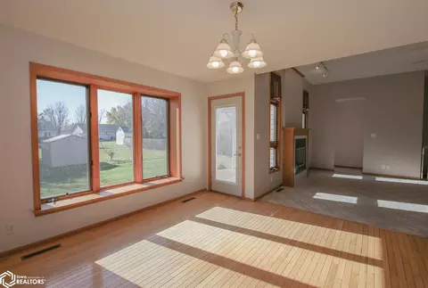 628 T Ave, Nevada, IA 50201 photo 7