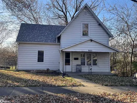 905 West, Ottumwa, IA 52501