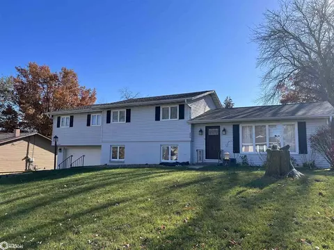 306 Peasley Ave, Oskaloosa, IA 52577