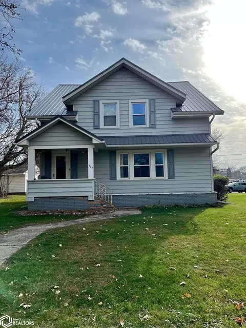 404 6th Ave NE, Clarion, IA 50525