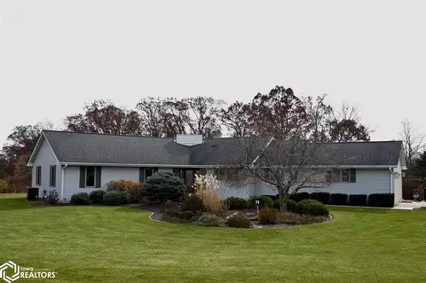 3232 Country Club Ln, Fort Madison, IA 52627
