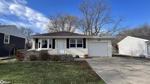 1314 S Hampshire Ave, Mason City, IA 50401