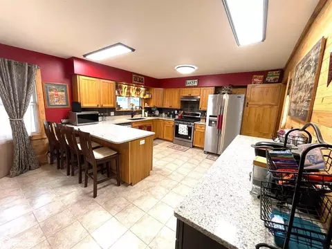 Kitchen - 817 W Maple St, Centerville, IA 52544 photo 7 of 7