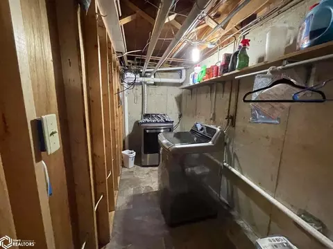 Other - 817 W Maple St, Centerville, IA 52544 photo 5 of 6