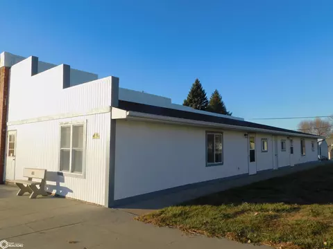111 Main St, Ute, IA 51060