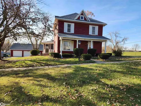 807 Beautiful St, Tama, IA 52339