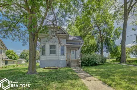 501 N Walnut St, Avoca, IA 51521
