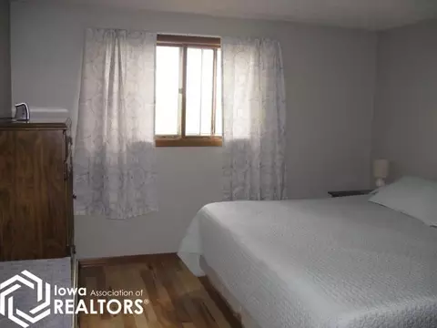 Bedroom - 1402 Highway 169, Bode, IA 50519 photo 2 of 6