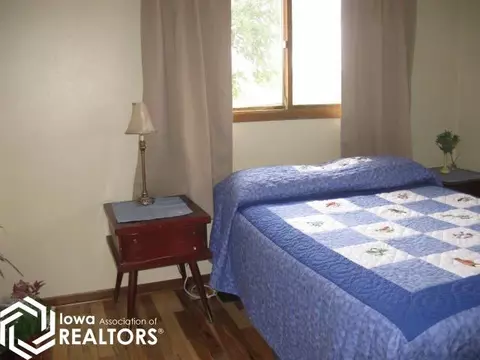 Bedroom - 1402 Highway 169, Bode, IA 50519 photo 4 of 6