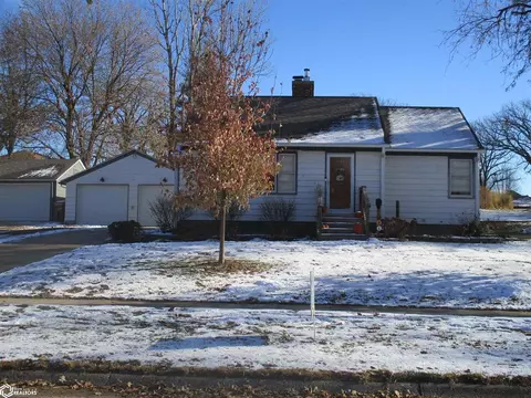 721 N 4th Ave, Coon Rapids, IA 50058