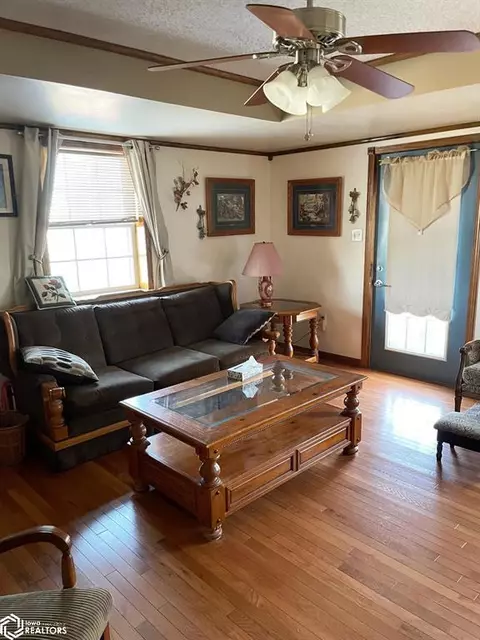 Living - 342 N Mildred, Carson, IA 51525 photo 1 of 6