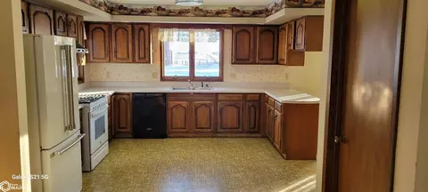Kitchen - 2428 Eagle Ave, Creston, IA 50801 photo 1 of 2