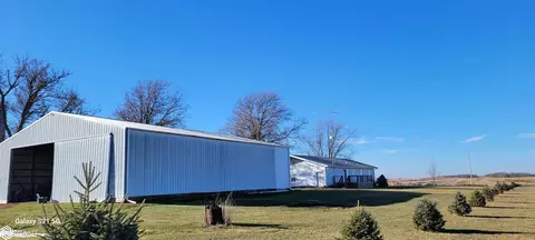Exterior - 2428 Eagle Ave, Creston, IA 50801 photo 3 of 11