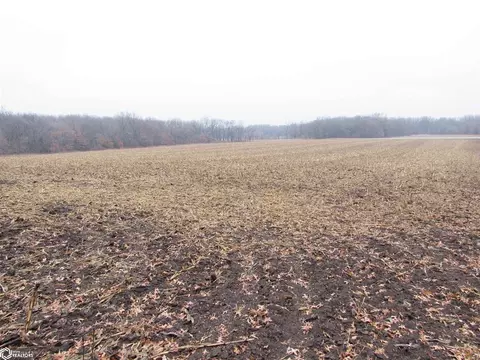 40 A J40, Bloomfield, IA 52537