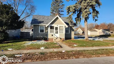 940 N Harrison Ave, Mason City, IA 50401