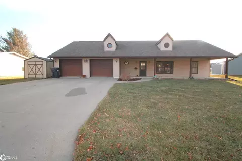1139 S 21st St, Clarinda, IA 51632