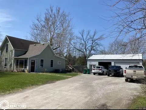 1405 S 11th St, Oskaloosa, IA 52577