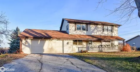 510 Grandview Dr, Marshalltown, IA 50158