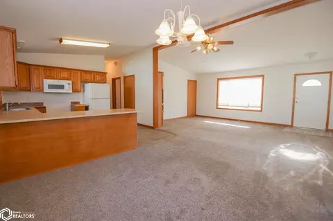 709 5th St, Colo, IA 50056 photo 5