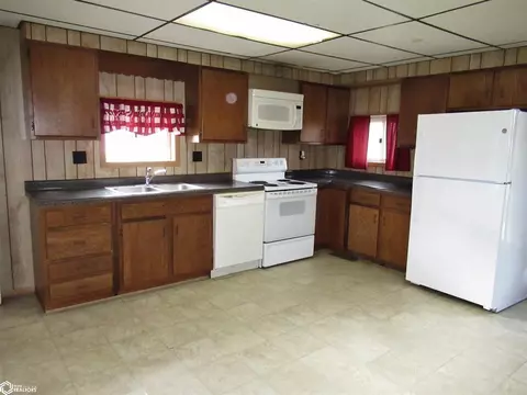 Kitchen - 461 Main St, Hamilton, IL 62341 photo 1 of 3