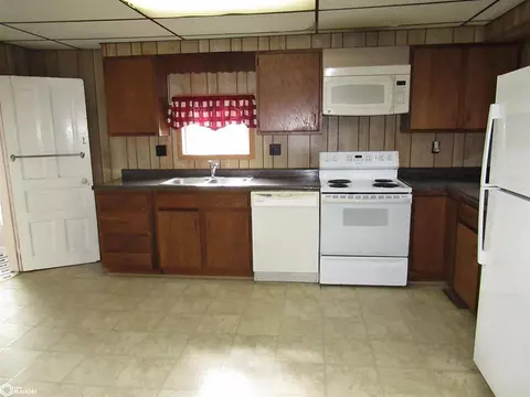Kitchen - 461 Main St, Hamilton, IL 62341 photo 2 of 3