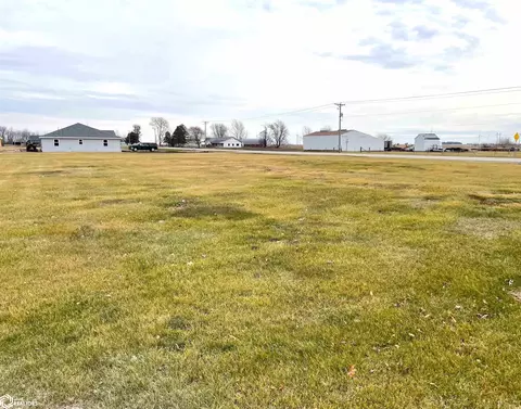 4901-4903 Barnes City Rd, Montezuma, IA 50171