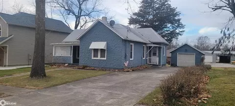 1208 S 15th St, Centerville, IA 52544