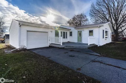 102 W Minerva St, Albion, IA 50005
