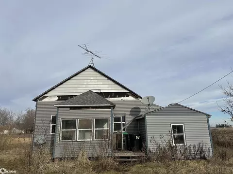 203 E School Ave, Olds, IA 52647