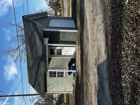 509 Montezuma St, Malcom, IA 50157 photo 4