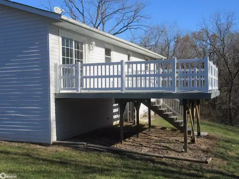 Exterior - 1620 Pine St, Hamilton, IL 62341 photo 10 of 13