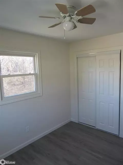 Bedroom - 1620 Pine St, Hamilton, IL 62341 photo 3 of 3