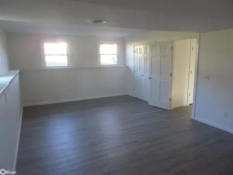 Living - 1620 Pine St, Hamilton, IL 62341 photo 1 of 1