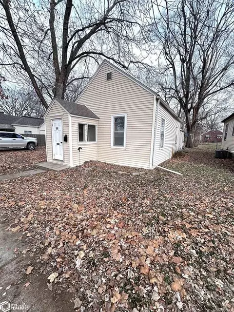144 N Davis St, Ottumwa, IA 52501