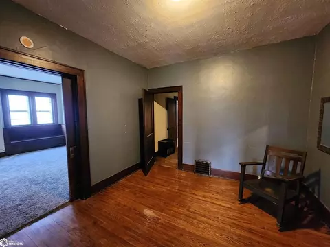 308 E 4th St, Atlantic, IA 50022 photo 5